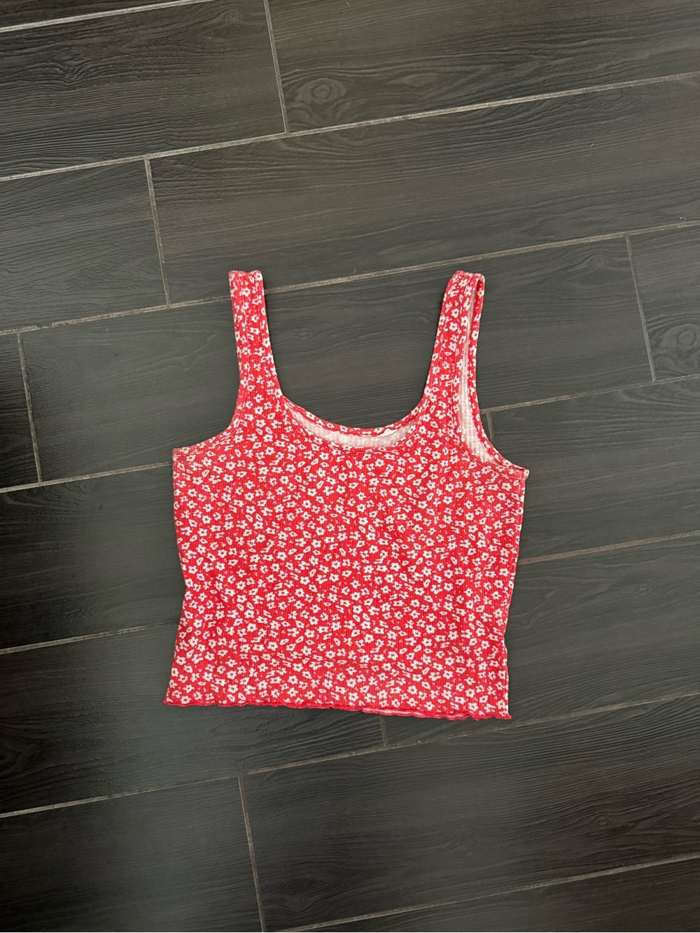 PacSun Red Floral Crop Tank